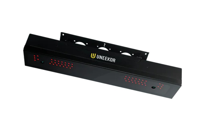 UNEEKOR　評判　EYE XR