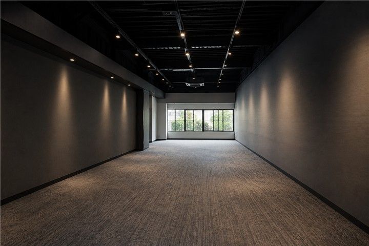 ゴルフシミュレーター 天井 ゴルフシミュレーター設置に必要な「幅」と「奥行」の推奨寸法